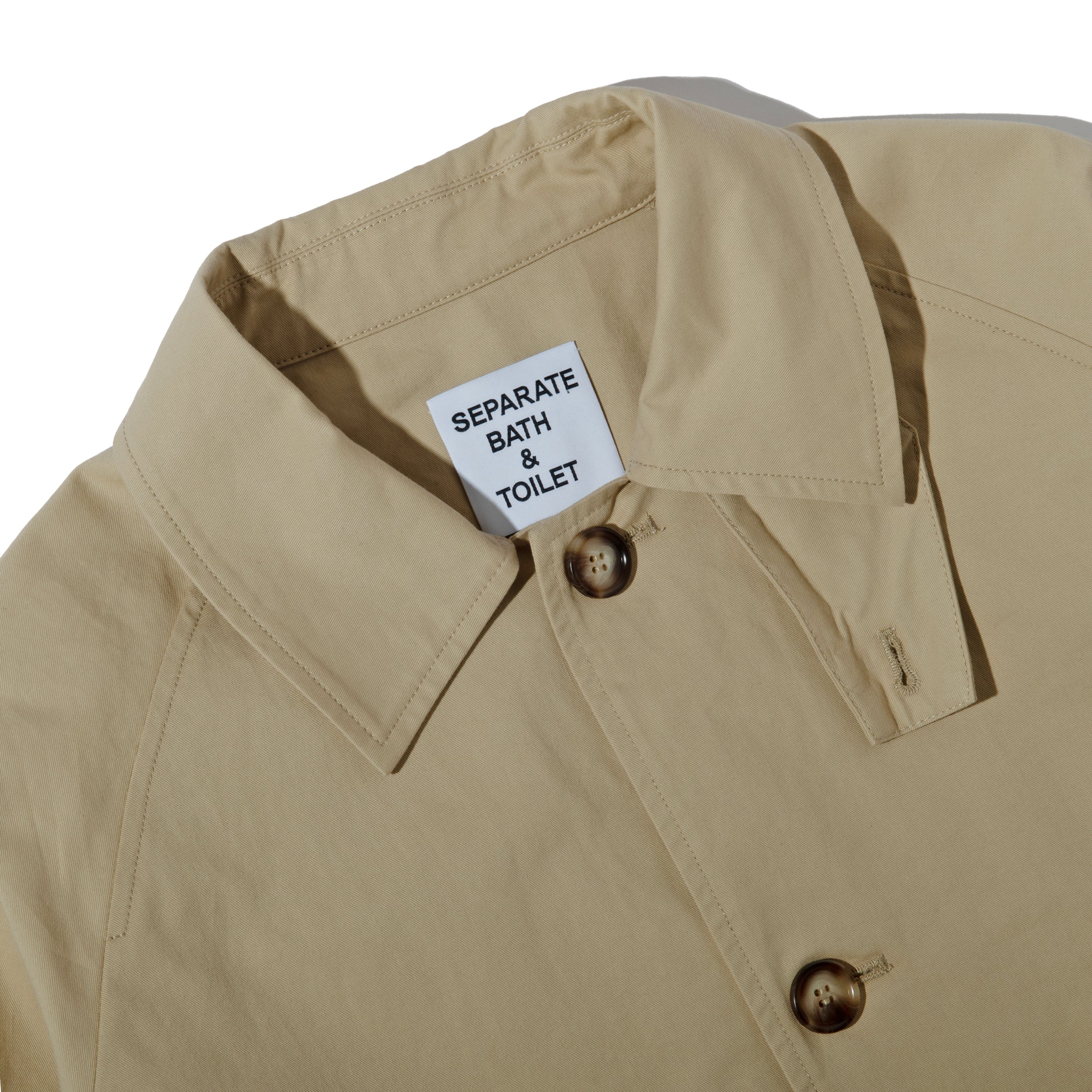 BACK SLIT COAT – SEPARATE BATH & TOILET