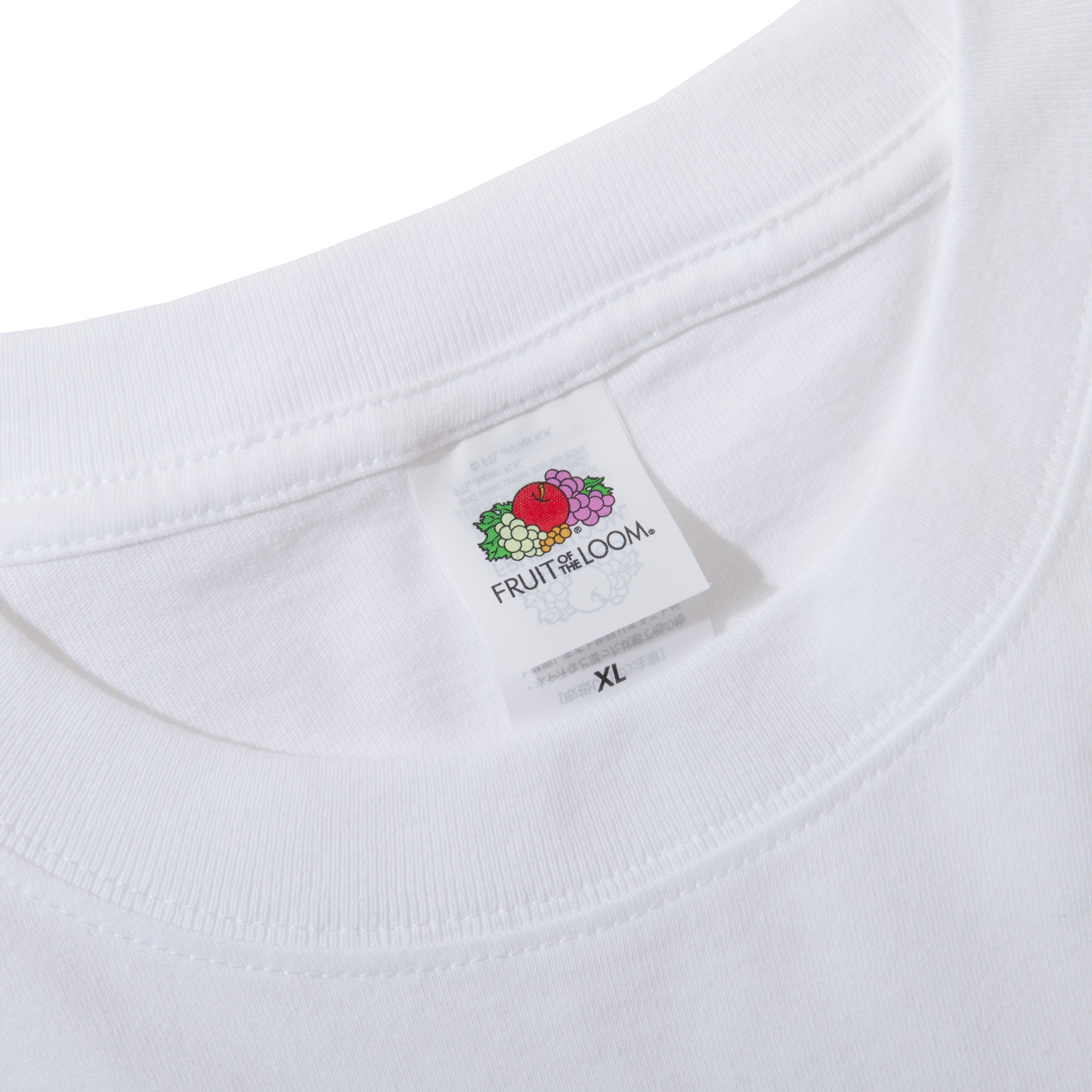 FRUITS OF THE TEE – SEPARATE BATH & TOILET