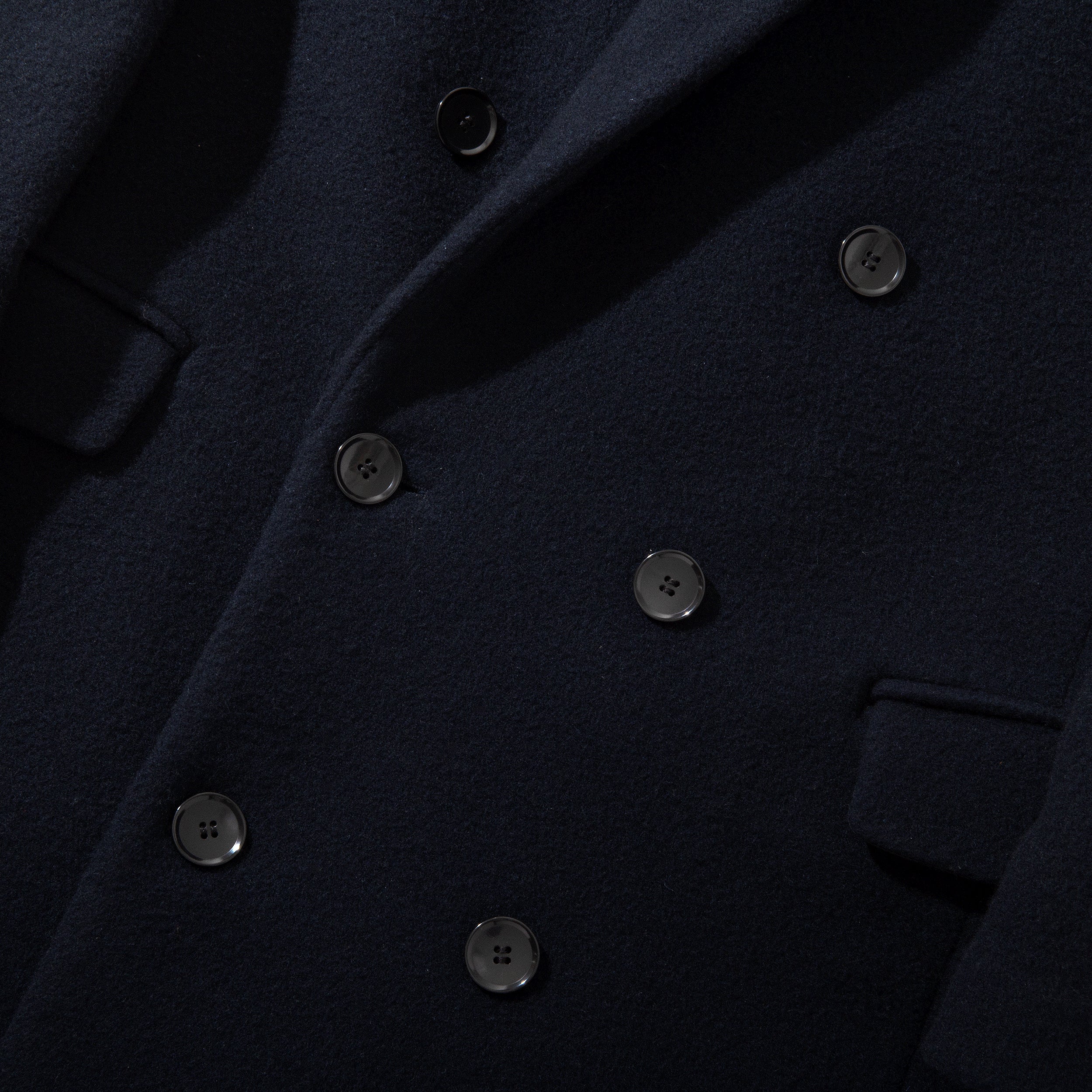 コート – SEPARATE BATH & TOILET