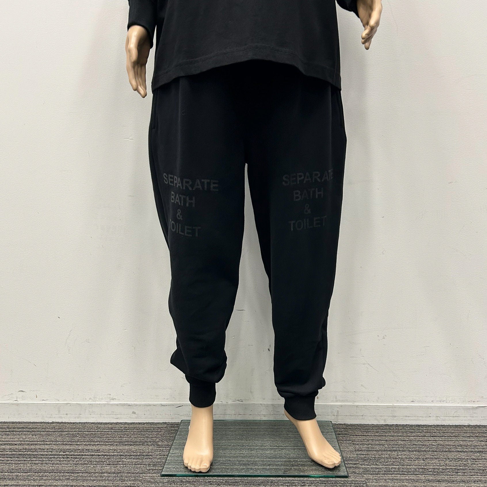 SWEAT PANTS